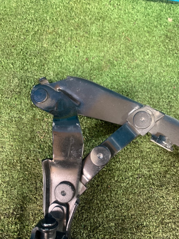Петля капота Fuga 2019 HY51 VQ25