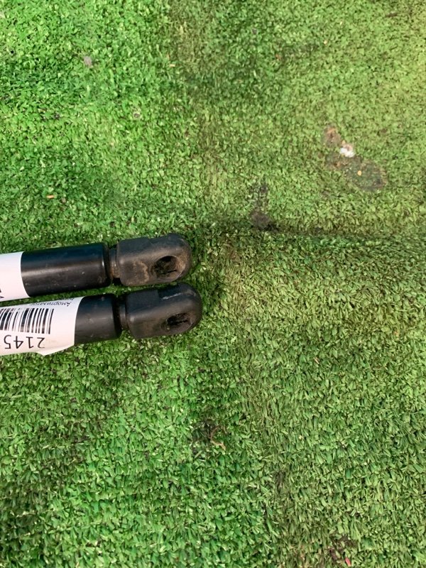 Амортизатор капота mini 2006 r53 W11 Амортизатор капота mini 2006 r53 W11