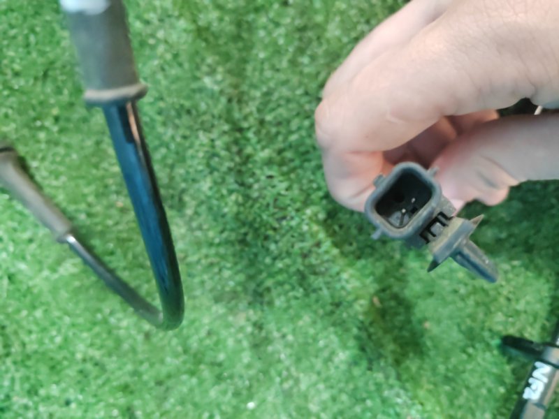 Датчик abs передний левый Fuga 2019 HY51 VQ25