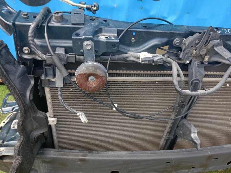 Телевизор Voxy 2014 ZRR85 3ZR-FAE