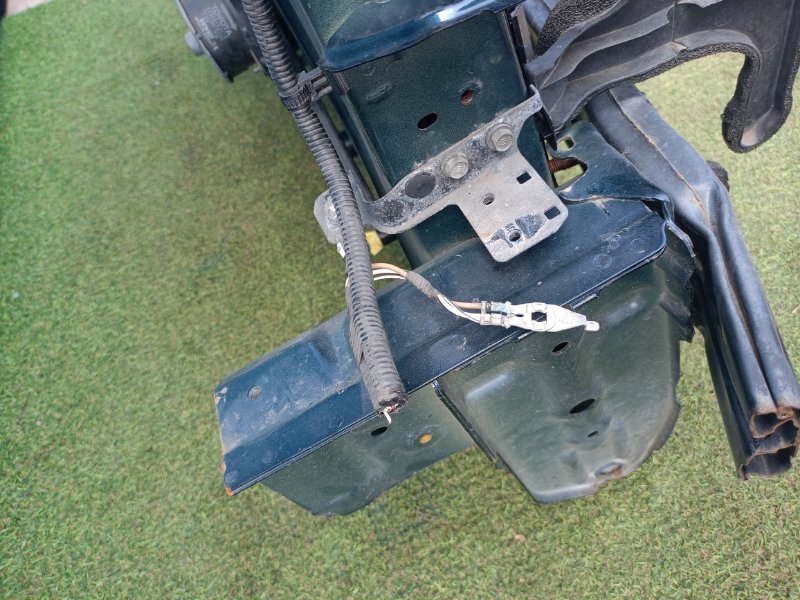 Телевизор Voxy 2014 ZRR85 3ZR-FAE