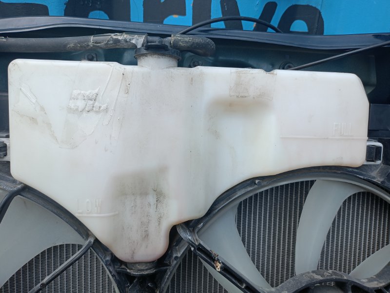 Телевизор Voxy 2014 ZRR85 3ZR-FAE