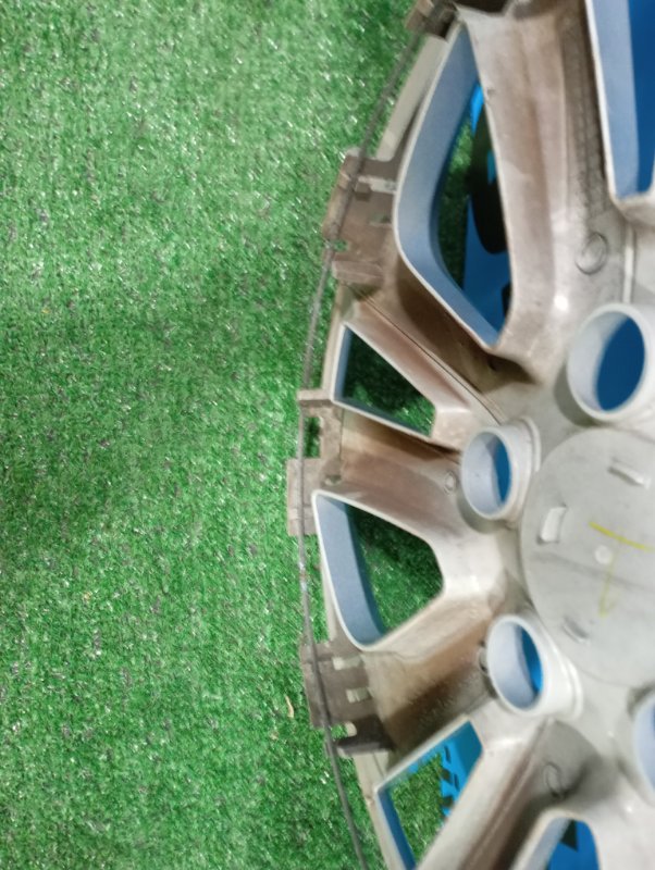 Колпак на колесо Prius 2016 ZVW50 2ZR-FXE