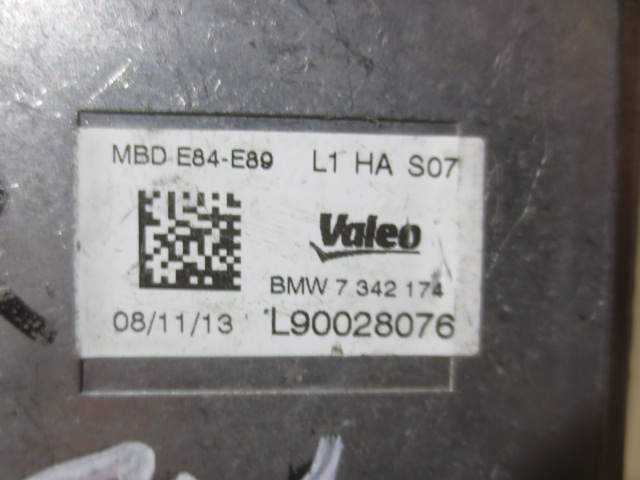 Блок управления диодными фарами X1 E84