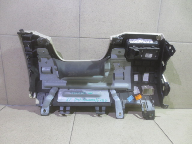 Накладка (кузов внутри) XF X250