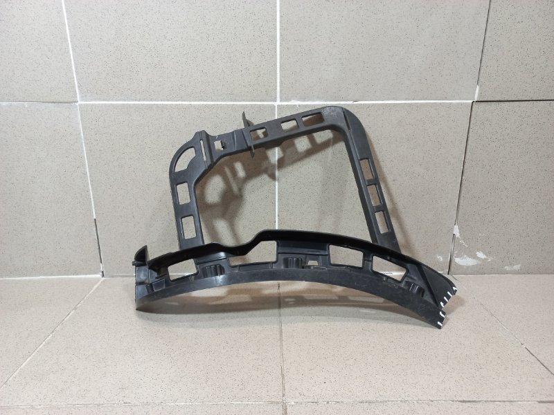 Запчасть кронштейн заднего бампера правый Volkswagen Passat B7 3AE807378 Б/У Кронштейн заднего бампера правый Volkswagen Passat B7 3AE807378 Б/У