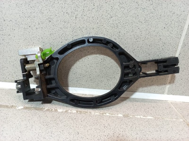 Запчасть кронштейн ручки Mitsubishi ASX 1 5746A087 Б/У Кронштейн ручки Mitsubishi ASX 1 5746A087 Б/У
