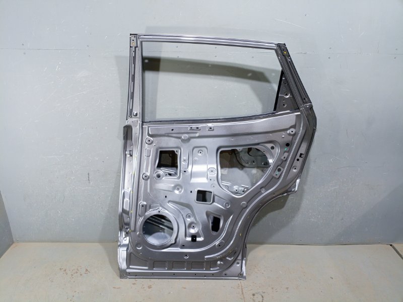 Дверь задняя правая Dashing