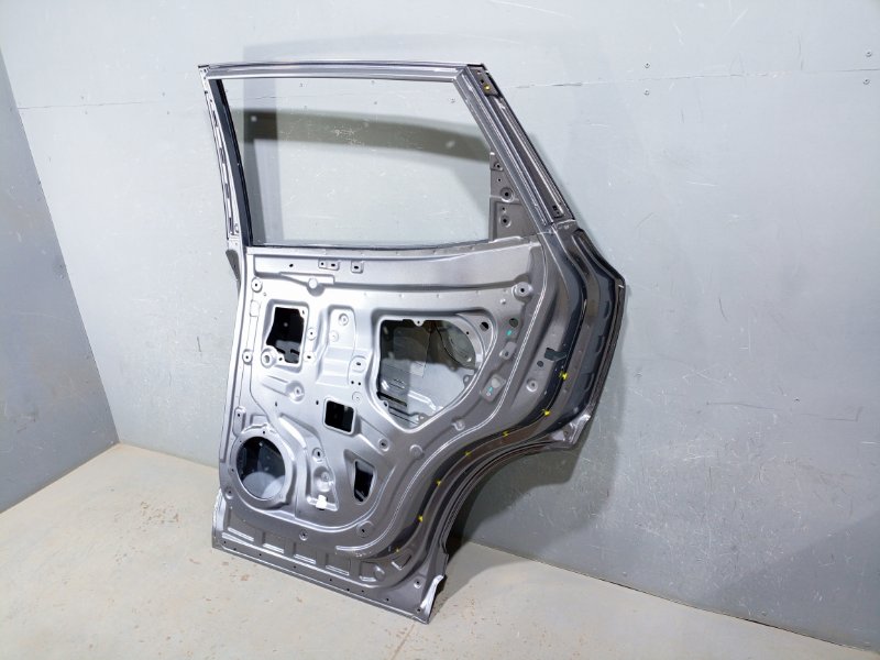 Дверь задняя правая Dashing