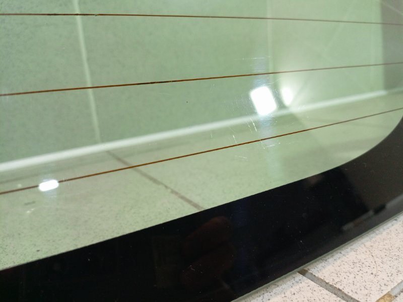 Стекло двери багажника SX4 1