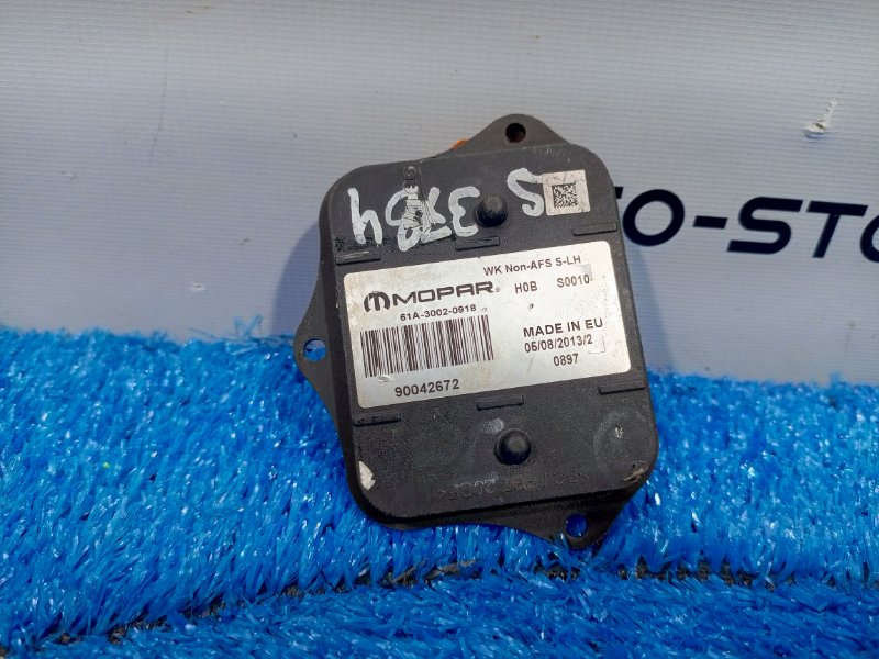 Блок электронный Jeep Grand Cherokee WK2 68209775AA Б/У