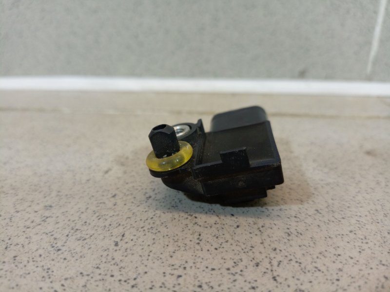 Датчик AIR BAG 5-Series F07 Датчик AIR BAG 5-Series F07