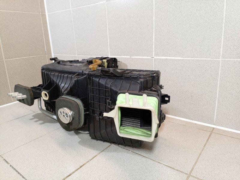 Корпус печки 5-Series F10