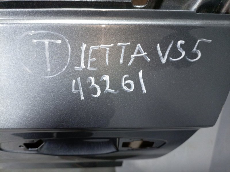 Дверь передняя левая VS5 Дверь передняя левая VS5
