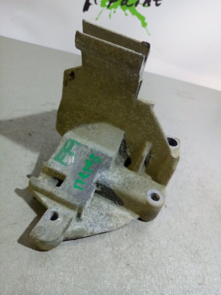 Кронштейн ДВС передний Focus 1998- 2005 DBW EYDB