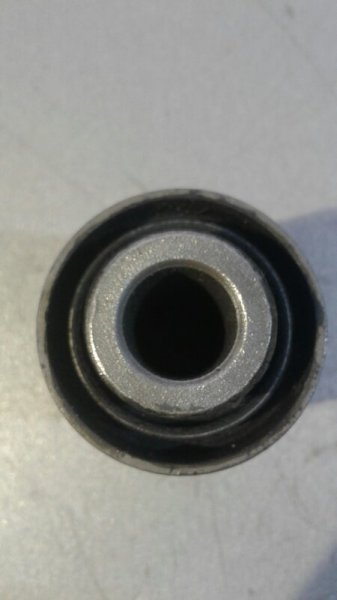 Сайлентблок передний FX35 s50
