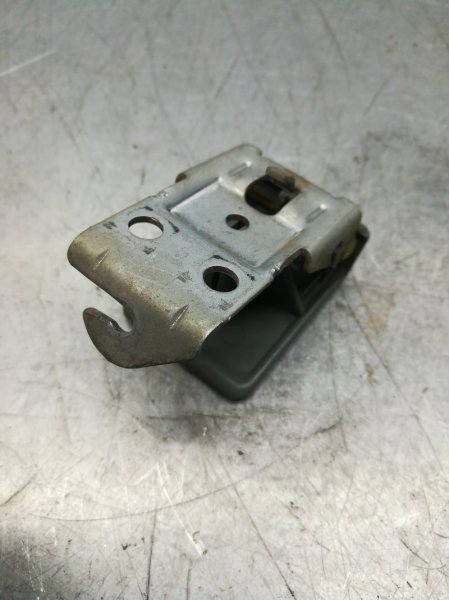 Ручка открывания лючка Mitsubishi Dion TA-CR5W 4G63