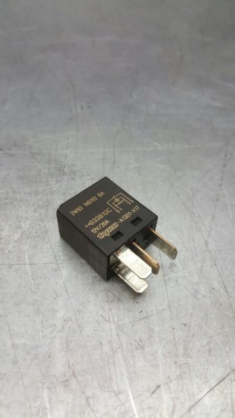 Реле Ford Focus 1998- 2005 DBW EYDB Б/У