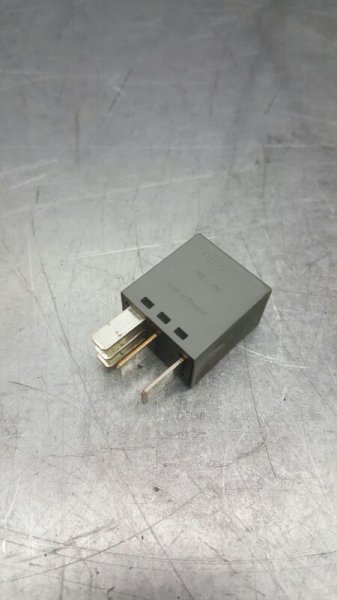 Реле Ford Focus 1998- 2005 DBW EYDB Б/У