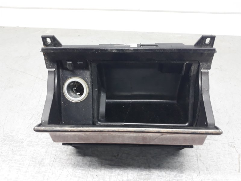 Пепельница E-Class 1995-1999 W210 M 112 E 24