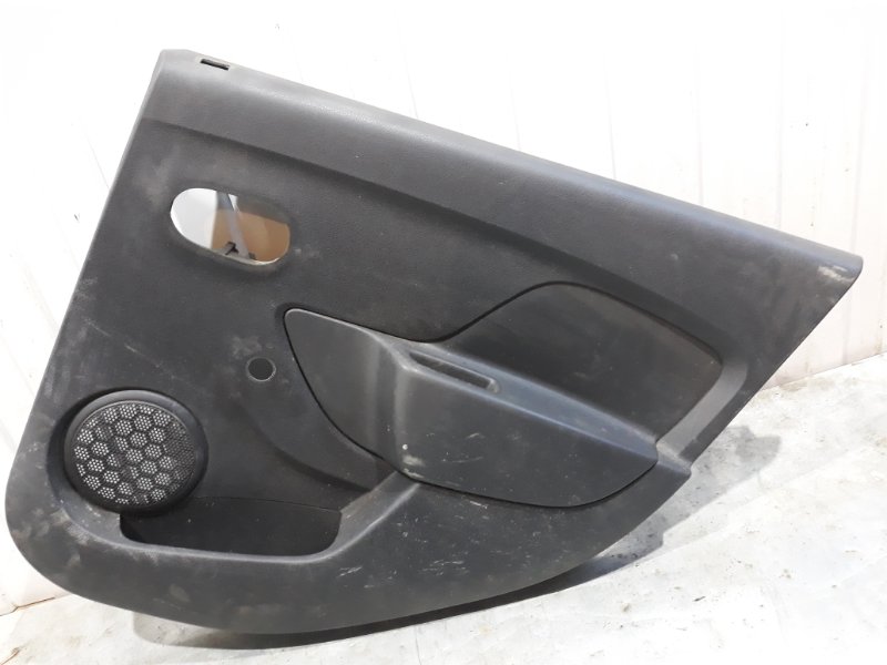 Обшивка двери задняя правая Renault Sandero 2012-2018 5S K7M812 829000783R Б/У