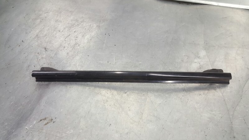 Молдинг стекла правый Daihatsu YRV 08.2000 - 08.2005 UA-M201G K3VE 7564197401000 Б/У