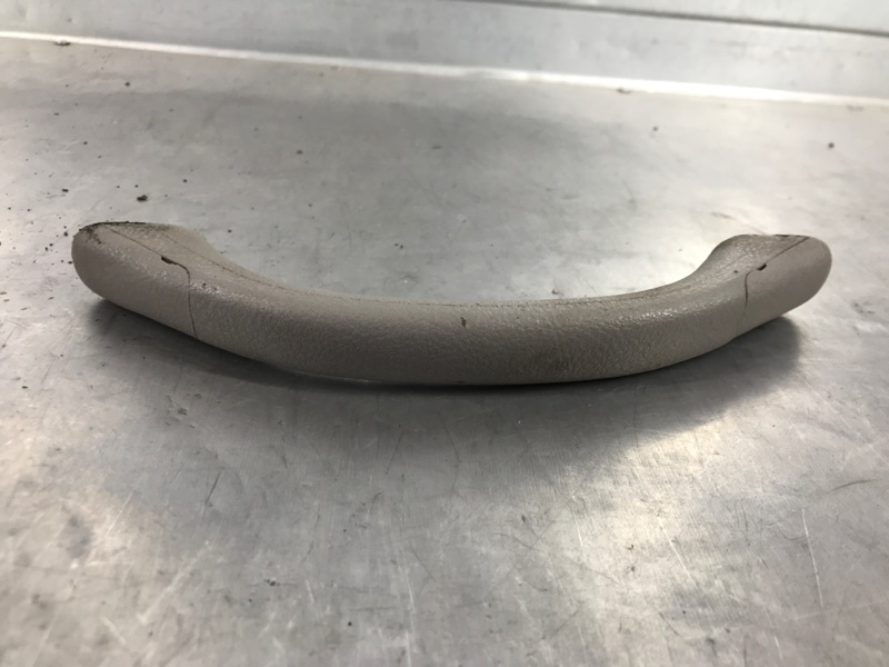 Ручка потолка Subaru Impreza 1992-2000 GC/GF EJ15 92040FA100GB Б/У
