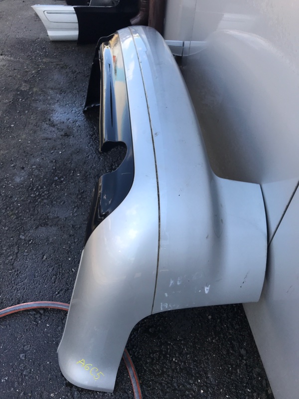 Бампер задний Audi A6C5 2000 4B2 898090-0-0-009 Б/У