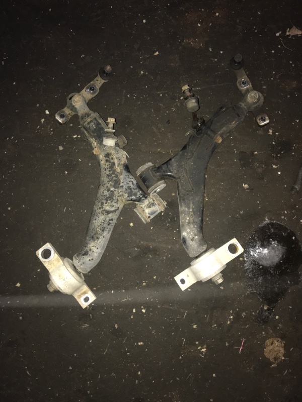 Запчасть рычаг подвески передний Toyota Crown 2008 GRS181 4GR FSE контрактная Рычаг подвески передний Toyota Crown 2008 GRS181 4GR FSE контрактная