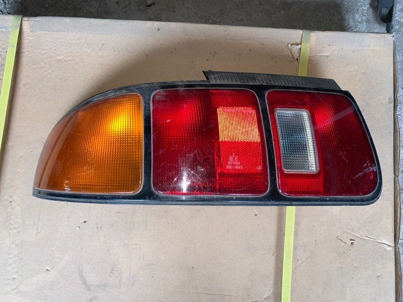 Стоп-сигнал Toyota CELICA T200