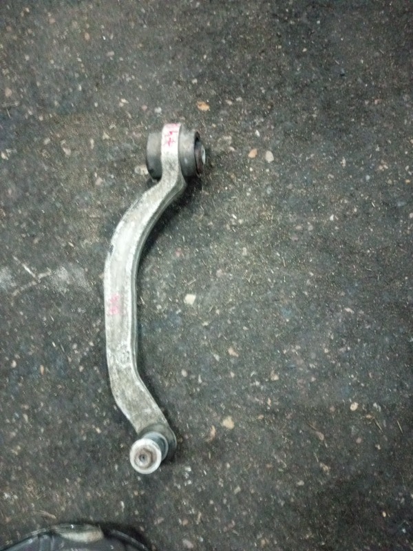 Рычаг подвески передний Audi A4 B6 2002 8EC 898090-0-0-009 Б/У
