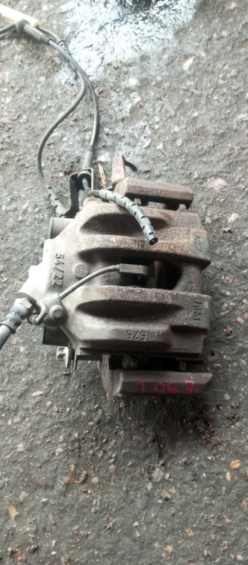Суппорт передний BMW 3 2006 E90 446788989809 Б/У