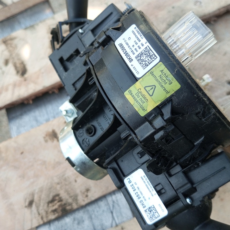 Подрулевой переключатель A4B8 2010 B8