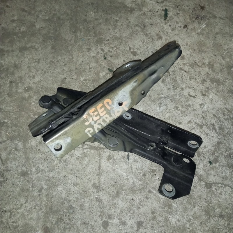 Петли капота Jeep Patriot MK74 8769878970 контрактная