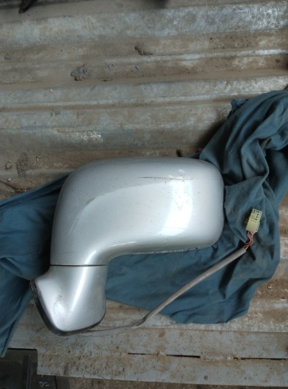 Зеркало Suzuki Aerio RB