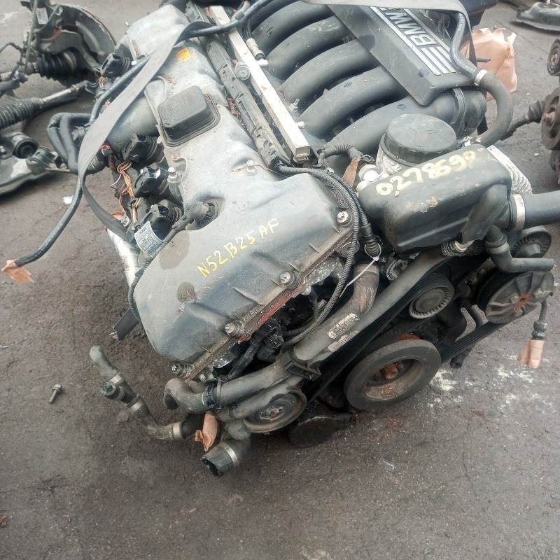 Двигатель BMW 5 E60 N52B25AF 98798790 контрактная