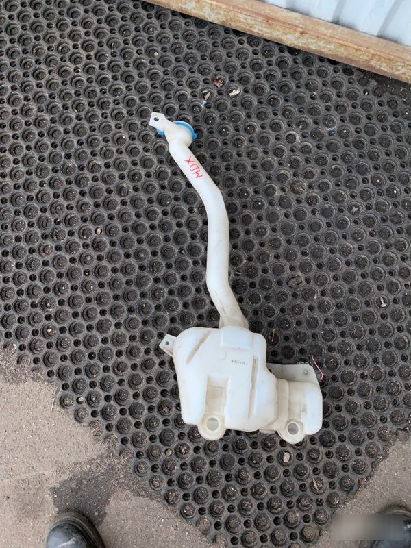 Запчасть бачок омывателя Acura MDX 2003-2006 YD1 Б/У Бачок омывателя Acura MDX 2003-2006 YD1 Б/У