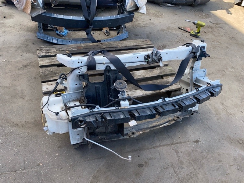 Панель передняя Suzuki Swift 4 ZC72 контрактная