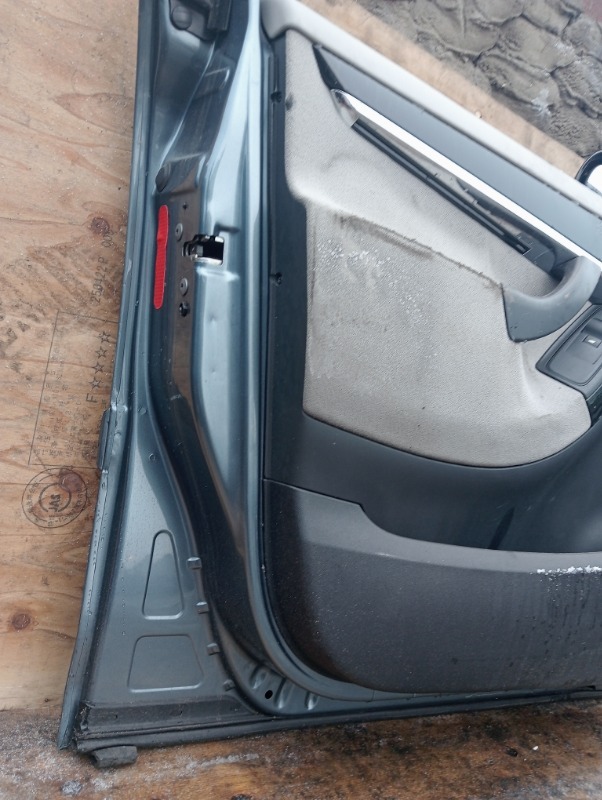 Дверь передняя левая C4 Grand Picasso UA1