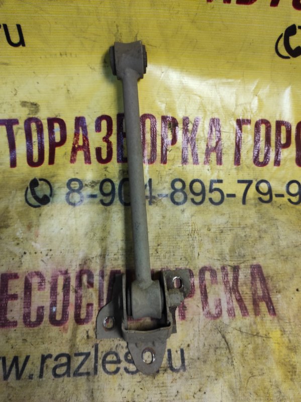 Рычаг подвески верхний задний левый Иж 2126 ОДА 1998 2126 УЗАМ-331 Б/У