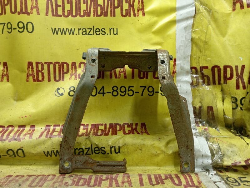 Кронштейн рулевой колонки C-MAX 2007 1.8L Duratec-HE PFI (125PS) - MI4