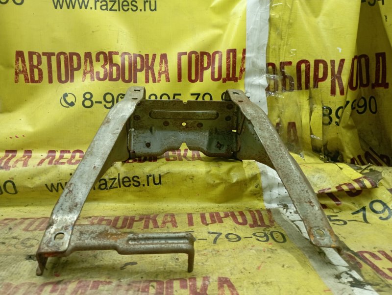 Кронштейн рулевой колонки FORD C-MAX 1.8L Duratec-HE PFI (125PS) - MI4