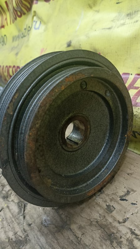 Шкиф коленвала Bluebird 2000 QU14 QG18DE