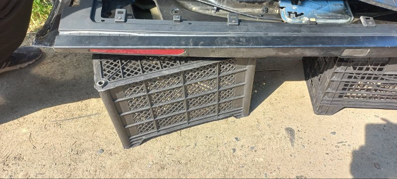 Дверь багажника X5 E53 Дверь багажника X5 E53