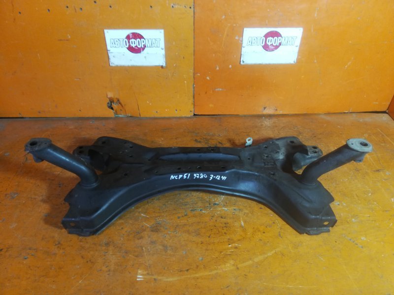 Балка под двс TOYOTA SUCCEED NCP51 1NZ-FE 2011 (б/у)