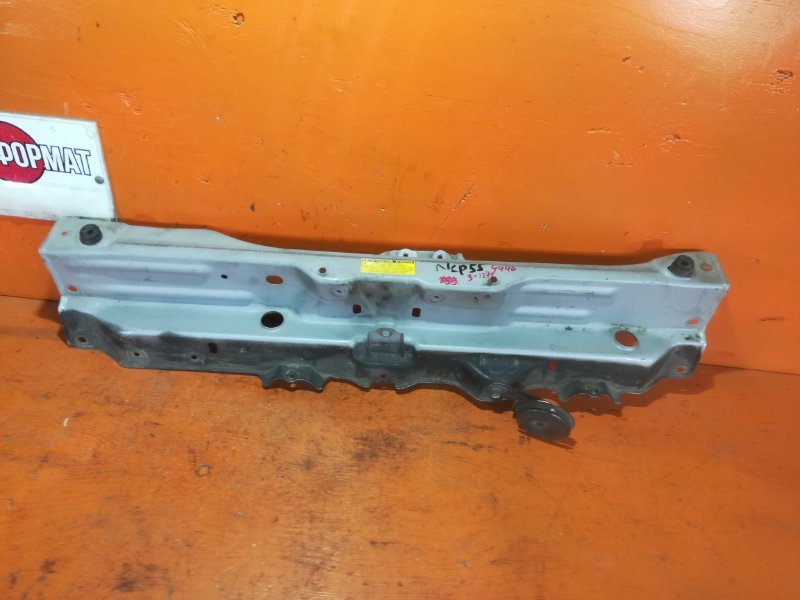 Планка телевизора TOYOTA SUCCEED NCP55 1NZ-FE 2006 (б/у)