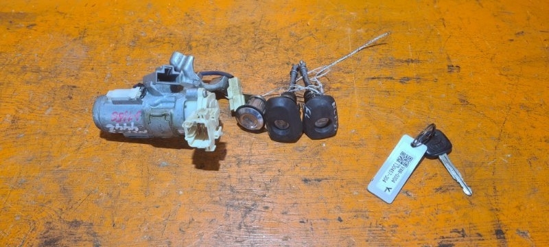 Замок зажигания TOYOTA SUCCEED NCP55 1NZ-FE 2006 (б/у)