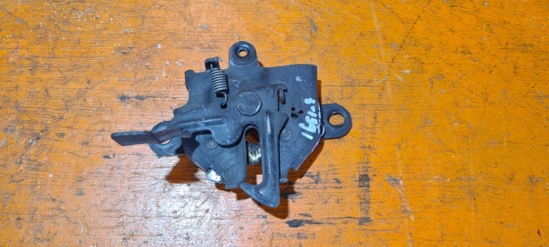 Замок капота TOYOTA corolla axio NZE141 1NZ-FE 2008 (б/у)