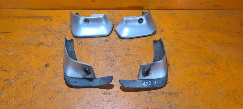 Брызговики комплект TOYOTA CARINA ST215 3SFE 2000 (б/у)