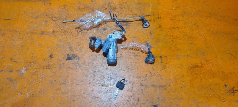 Замок зажигания TOYOTA SUCCEED NCP51 1NZ-FE 2002 (б/у)